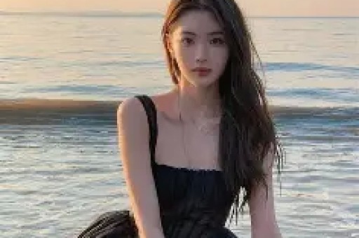 德云社孙越近期陷入耍大牌争议事发停车场路人偶遇上前问好索要签名虽口头应声却未停下脚步径直上车离开这段视频流出后引发网友